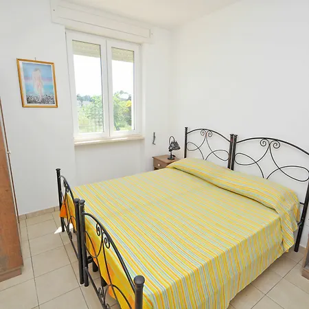 Punta Pizzo Apartment *